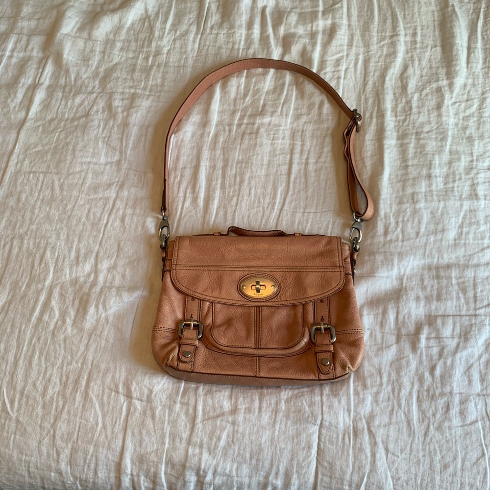 Fossil purse